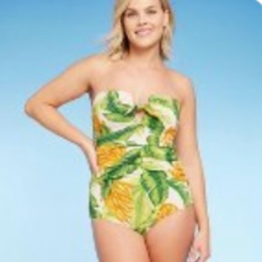 Women’s Banana Print Pique Bandeau Full Coverage Swimsuit - Picture 2 of 8